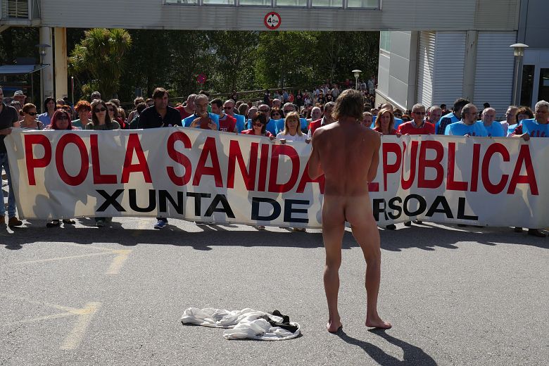 2016 06 01 ProtestaPecheDesmantelamentoMeixoeiroVigo14.JPG